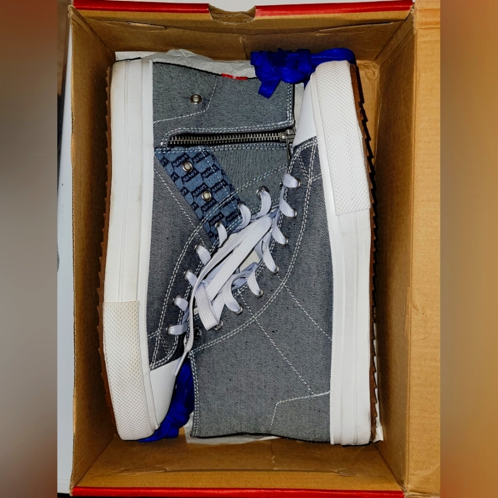 Men's Levi's High Top Sneakers